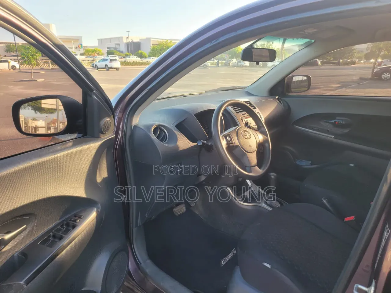 Scion xD 2013