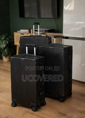 High-Quality Aluminum Suitcases Featuring Hard Shells