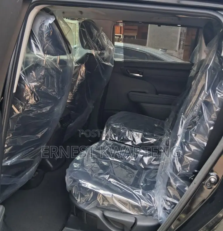 Toyota Highlander XLE AWD 2023 Black