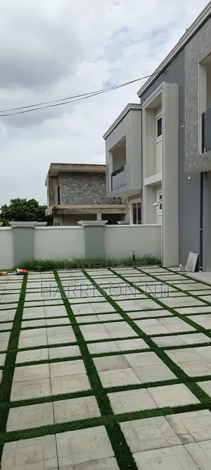 3bdrm Townhouse/Terrace in Black Gate. Oyarifa, Ghana Flag for sale