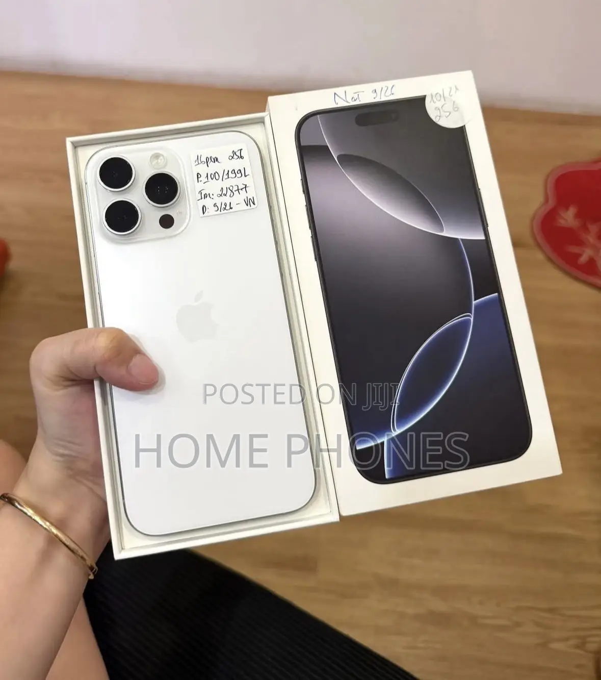 Apple iPhone 16 Pro Max 256 GB Silver