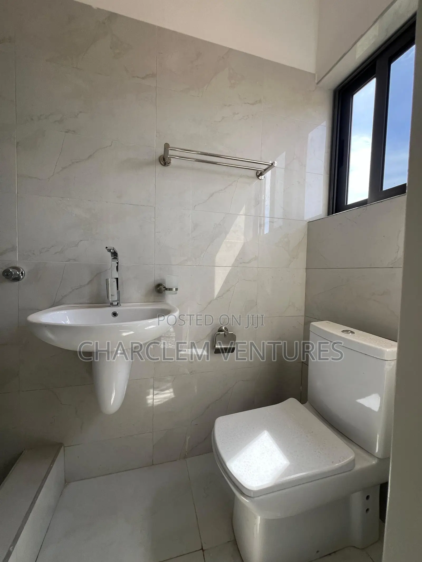 3bdrm House in Charclem Ventures, North Legon for sale