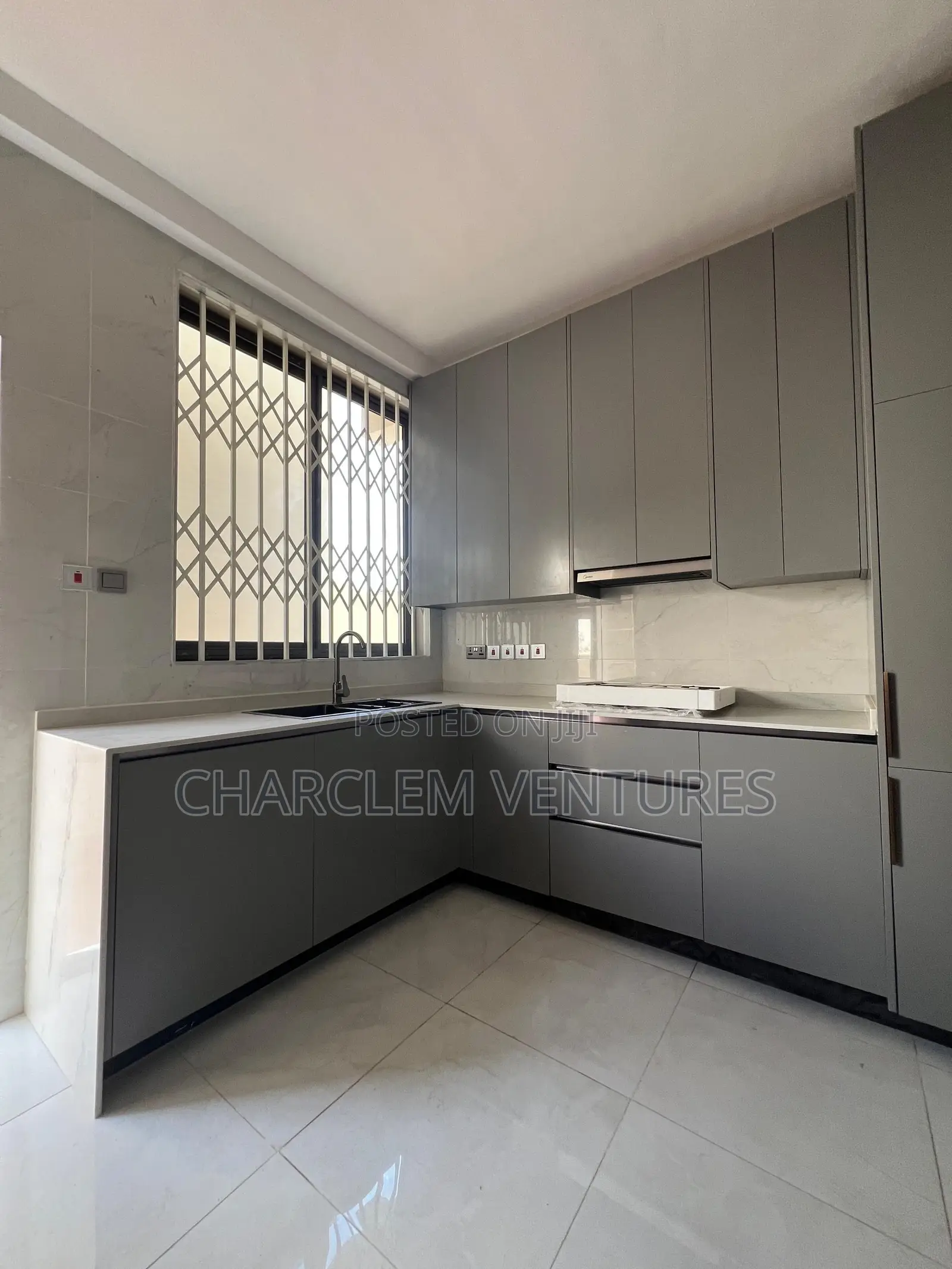 3bdrm House in Charclem Ventures, North Legon for sale