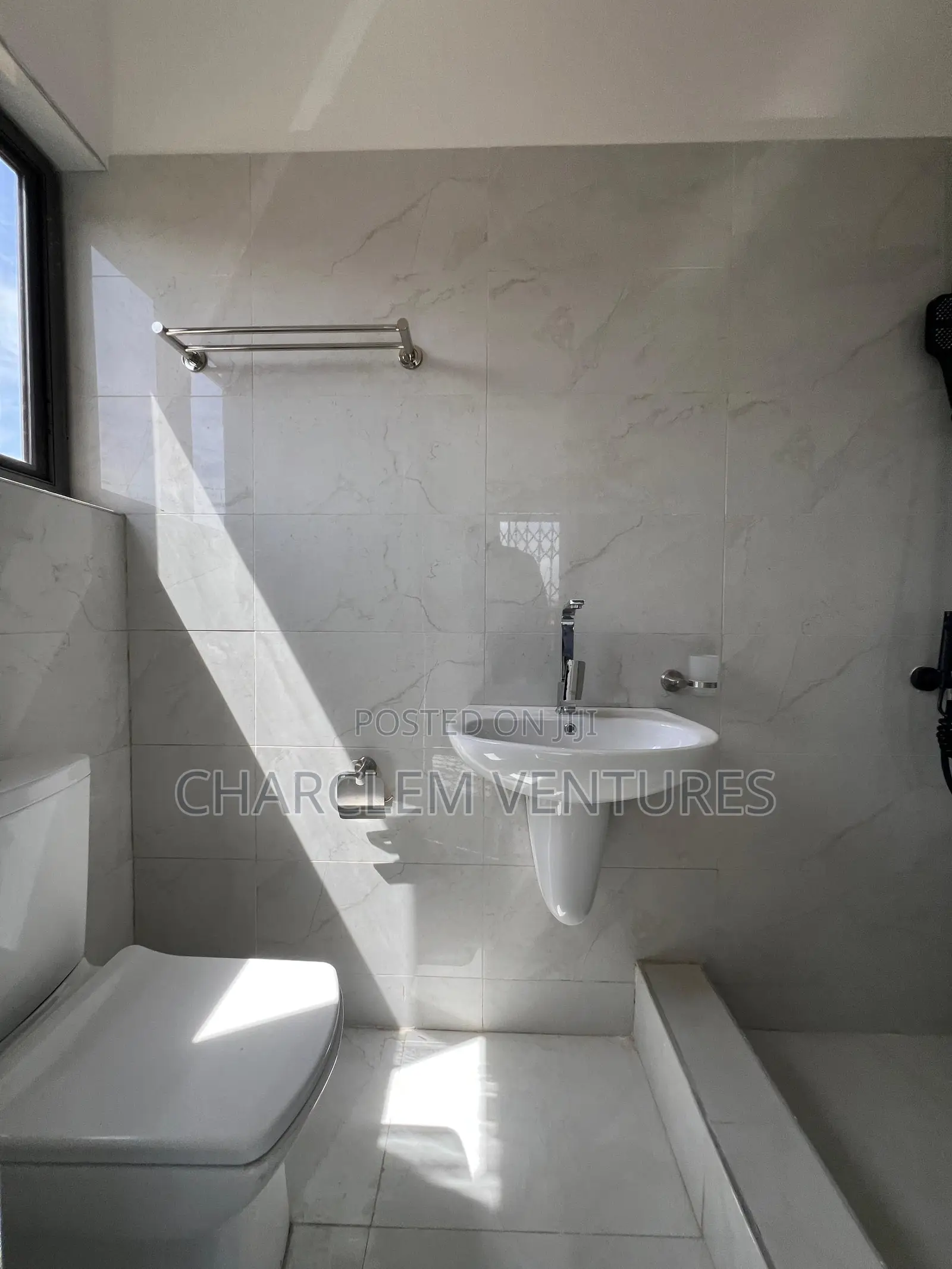 3bdrm House in Charclem Ventures, North Legon for sale