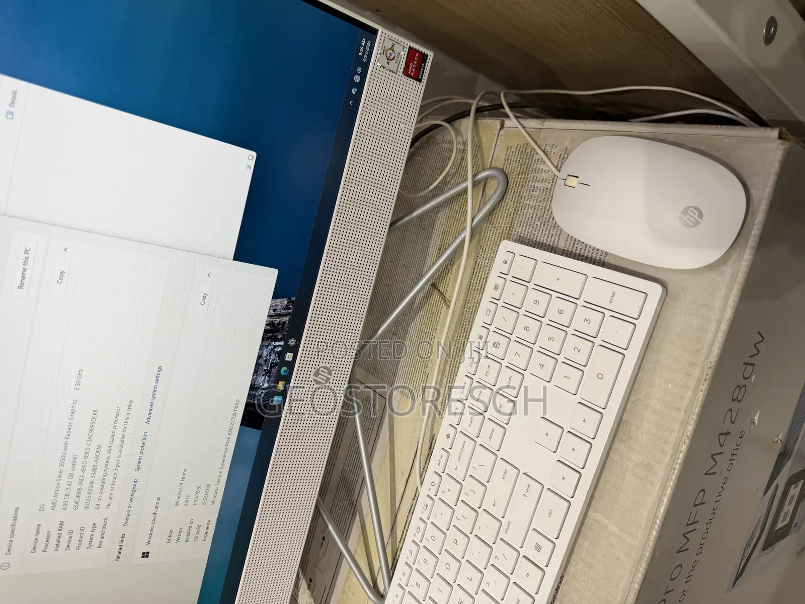 Desktop Computer HP AiO 24 4GB AMD SSD 256GB