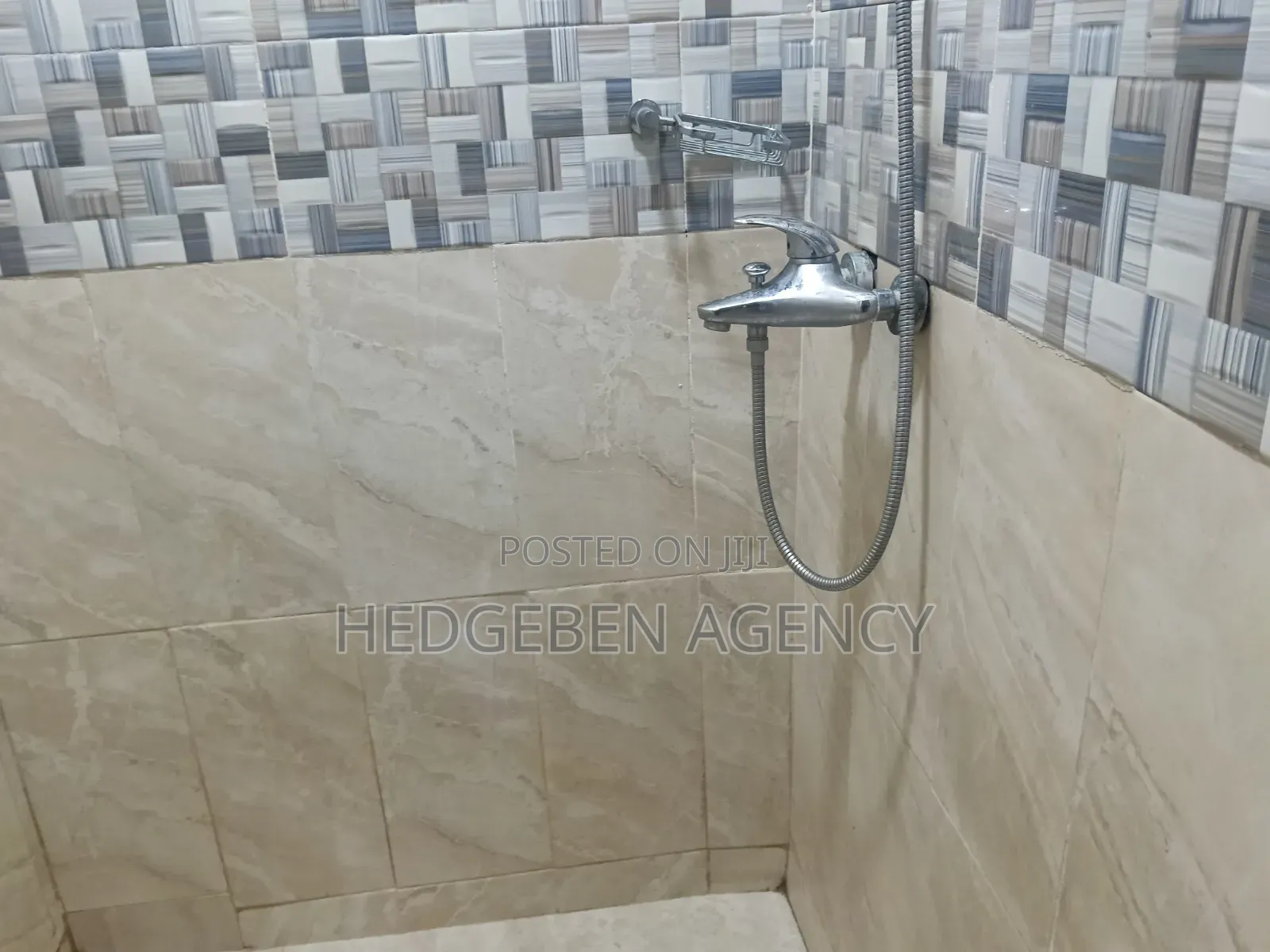 3bdrm Apartment in Barrier for rent