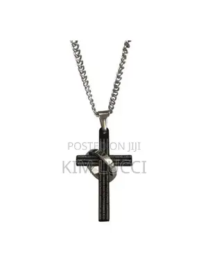 Elegant Pendant Necklace