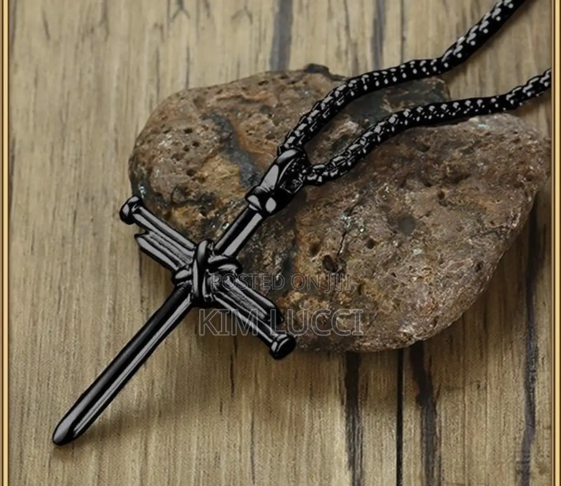 Elegant Pendant Necklace