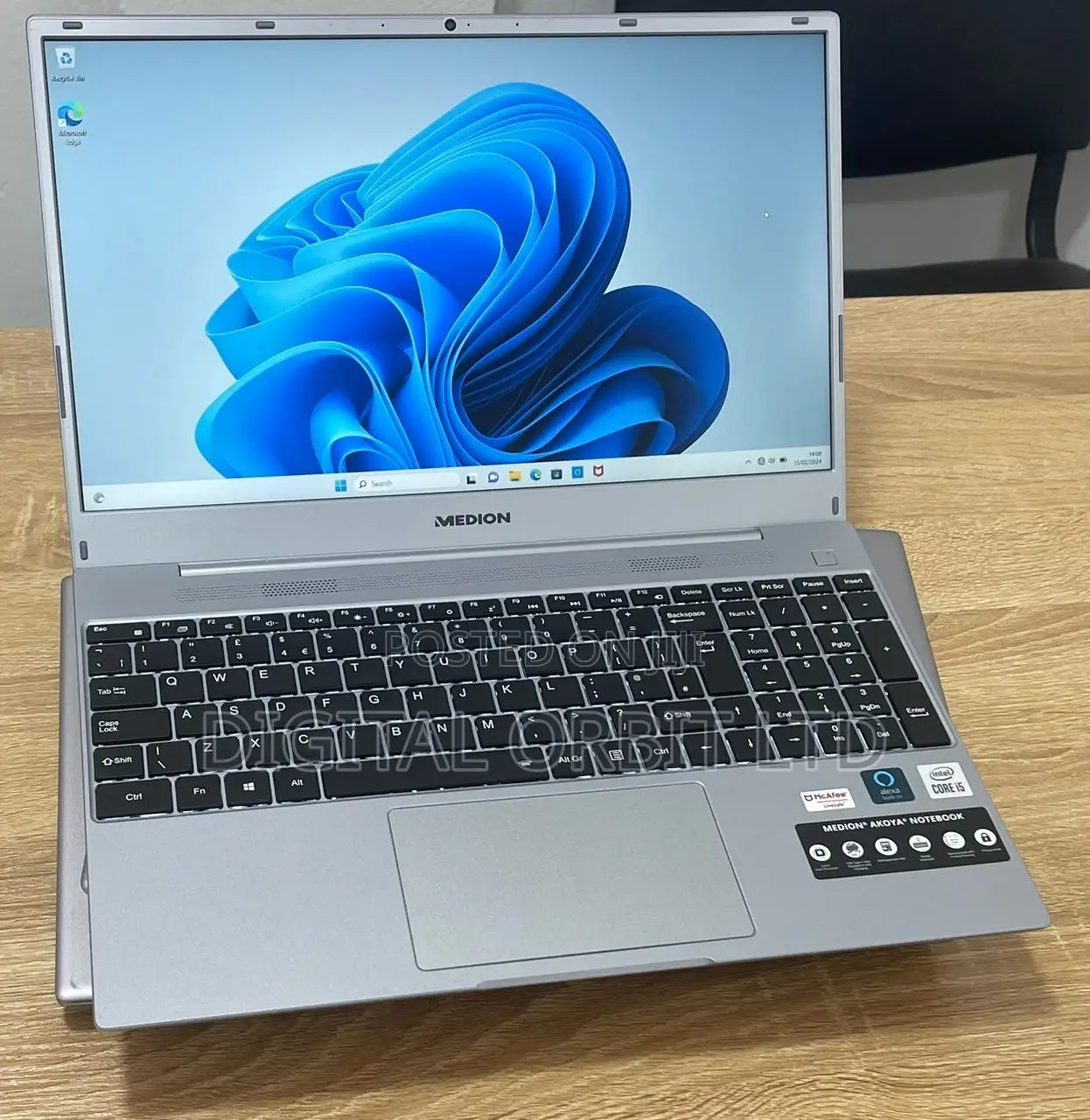 Laptop Medion Akoya E7419 8GB Intel Core i5 SSD 256GB