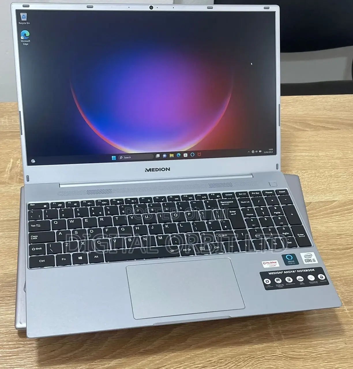 Laptop Medion Akoya E7419 8GB Intel Core i5 SSD 256GB