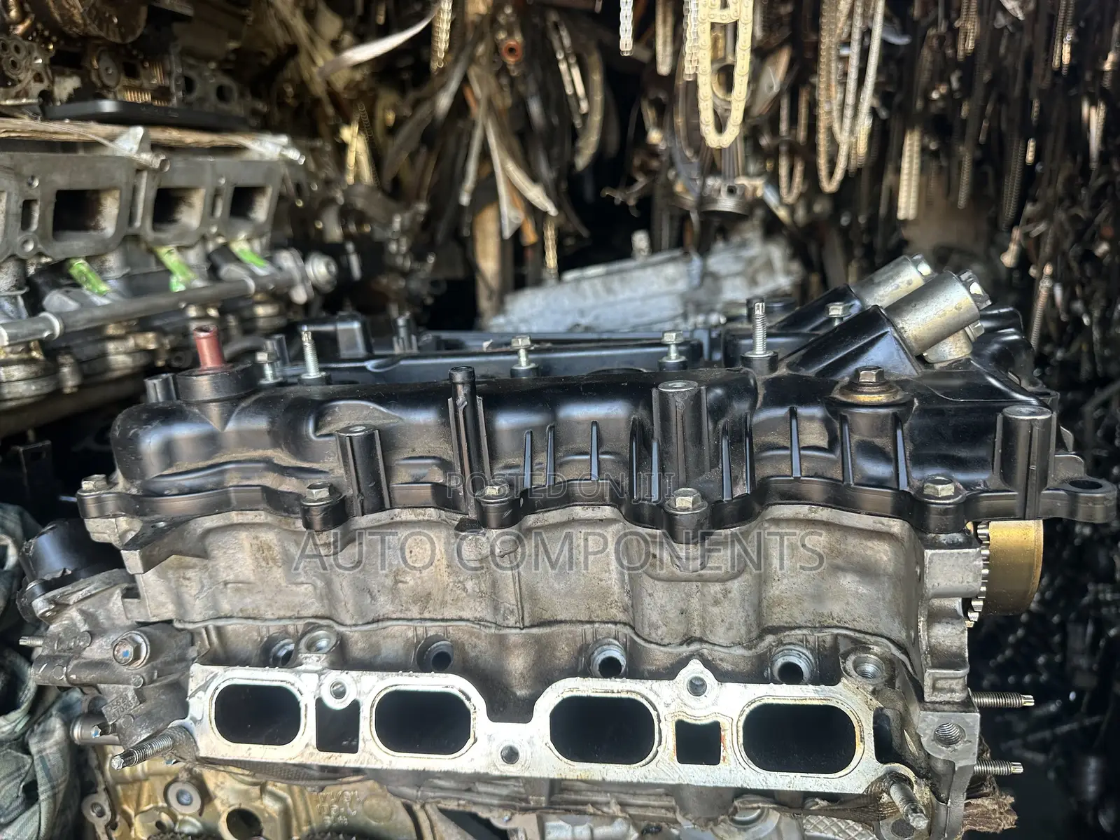 Toyota Vitz Engine Cylinder Head