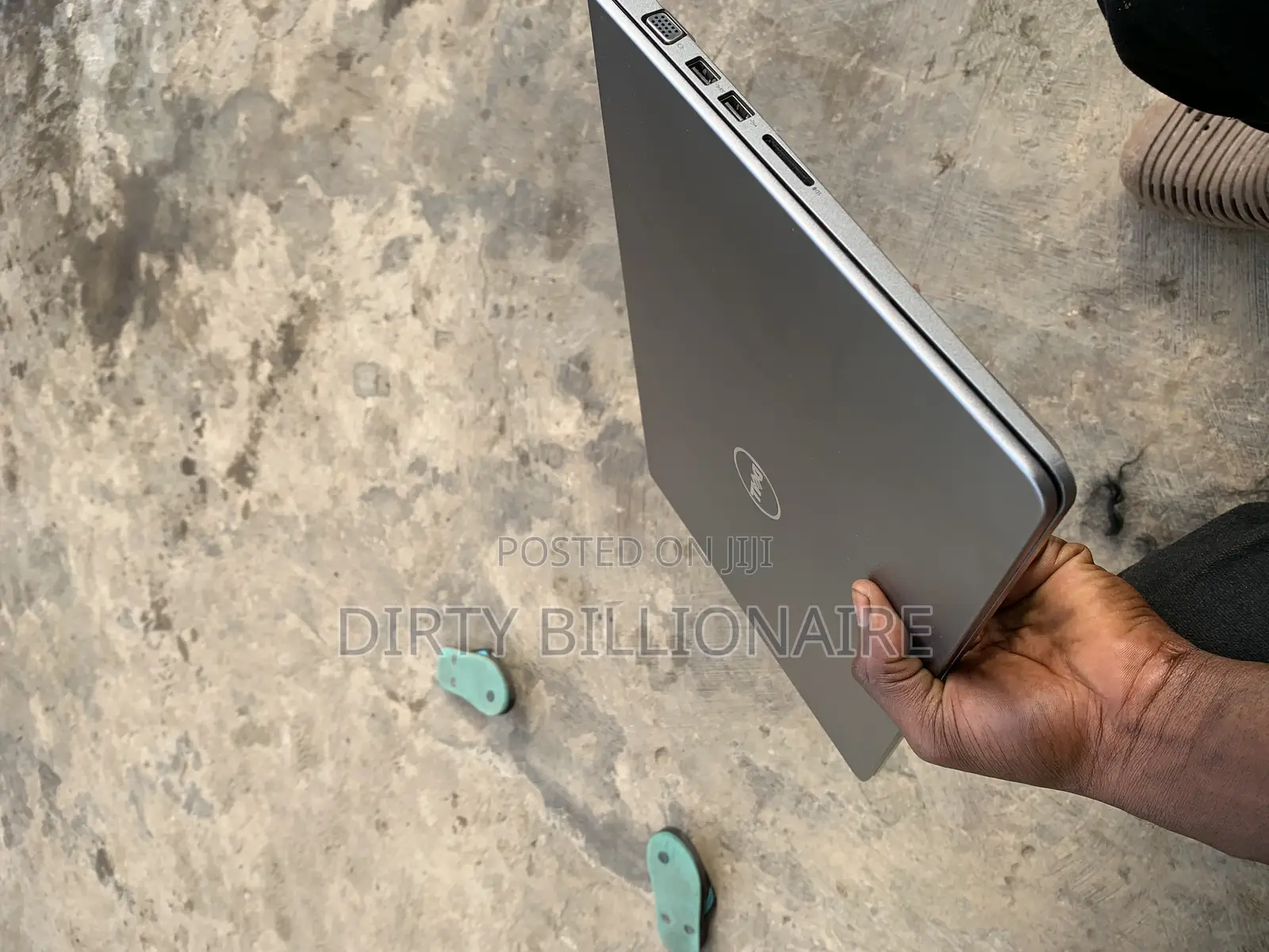 Laptop Dell Vostro 15 5568 8GB Intel Core i5 HDD 256GB