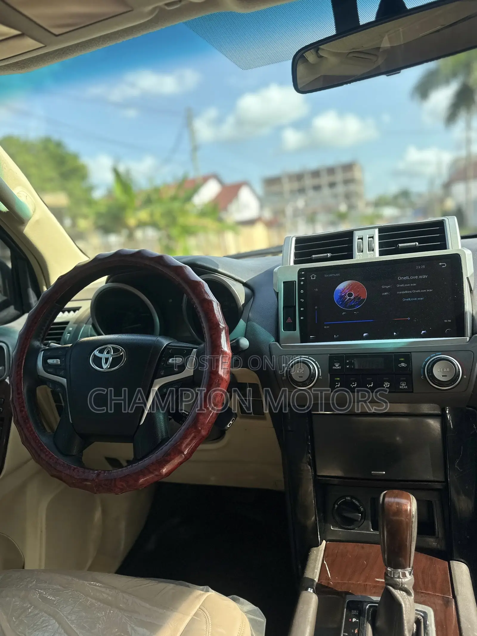 Toyota Land Cruiser Prado 2016 Black
