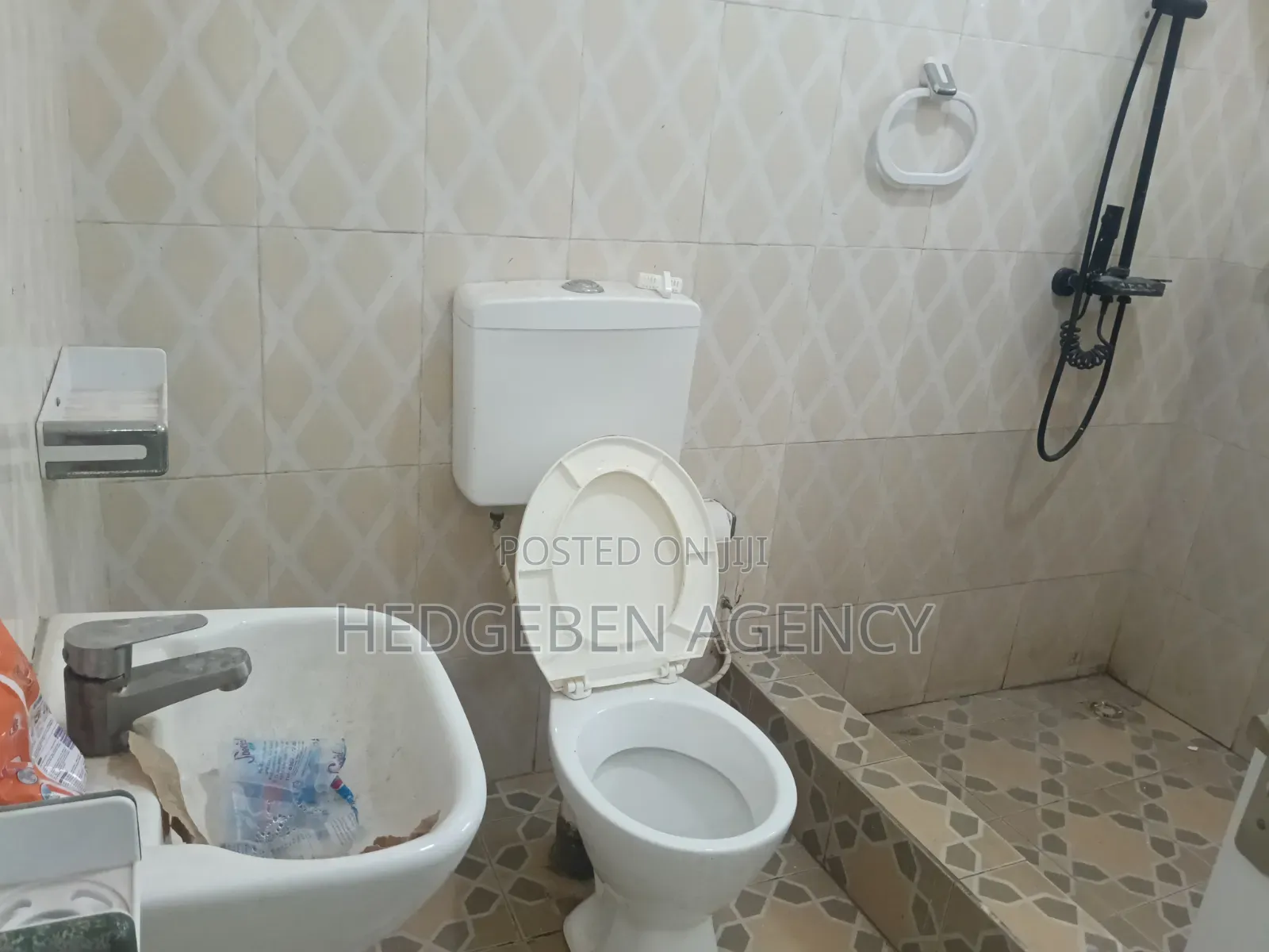 1bdrm Apartment in Pentecost for rent