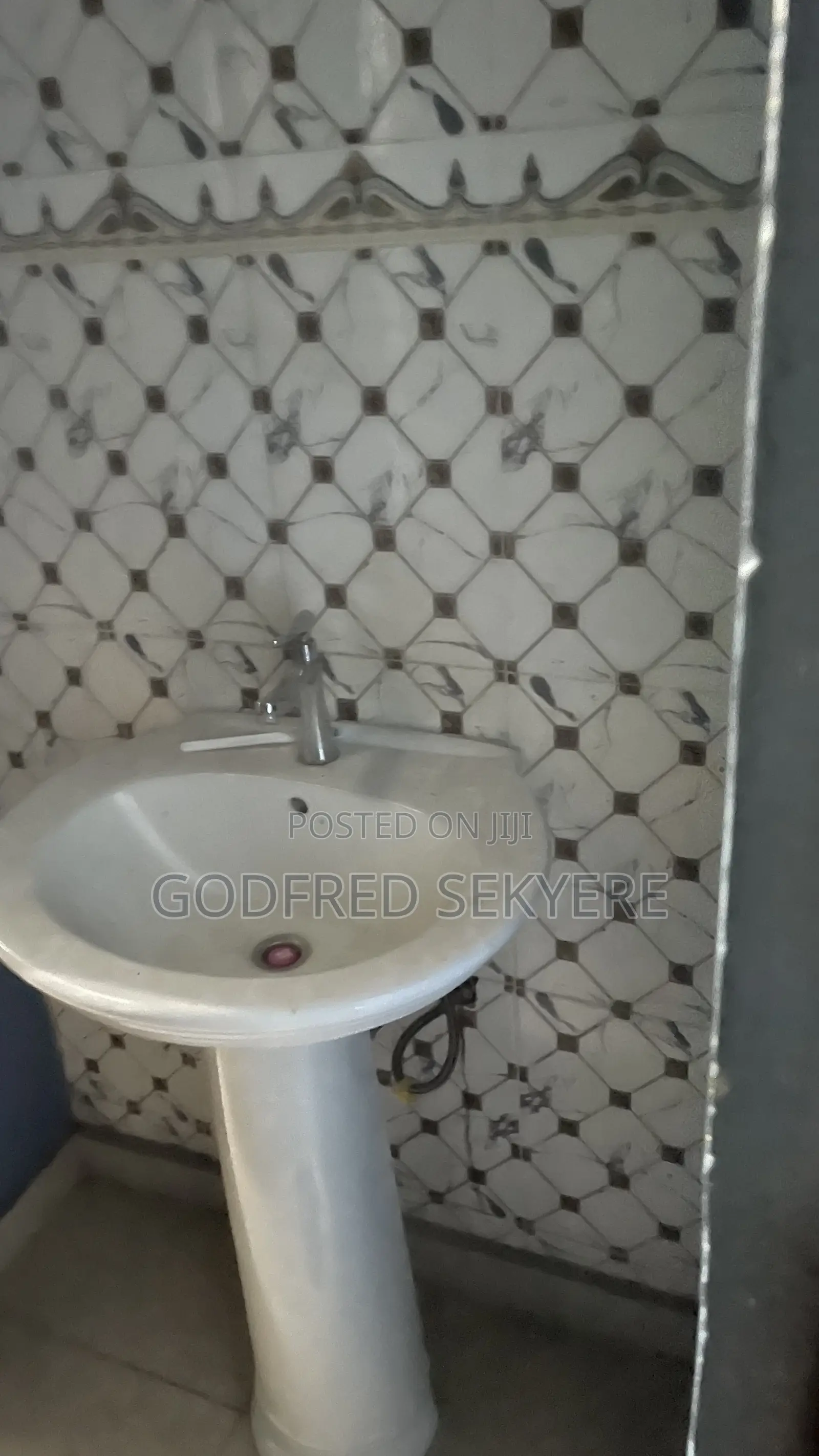 4bdrm House in 4 Bedroom Self, Ejisu-Juaben Municipal for rent