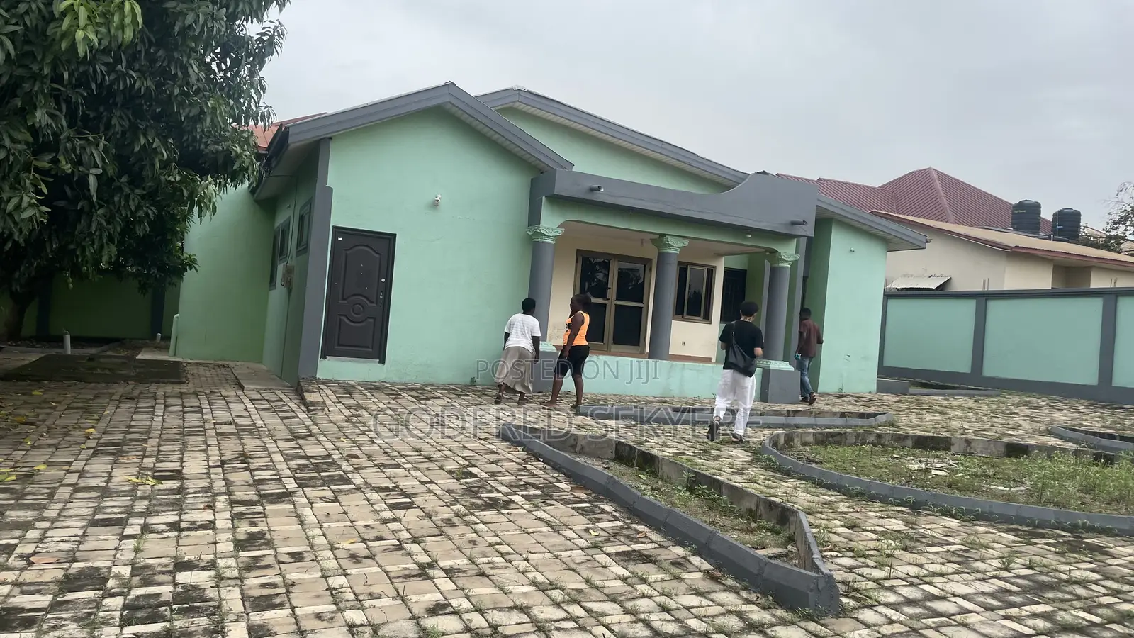 4bdrm House in 4Bedroom House 🏠 for rent