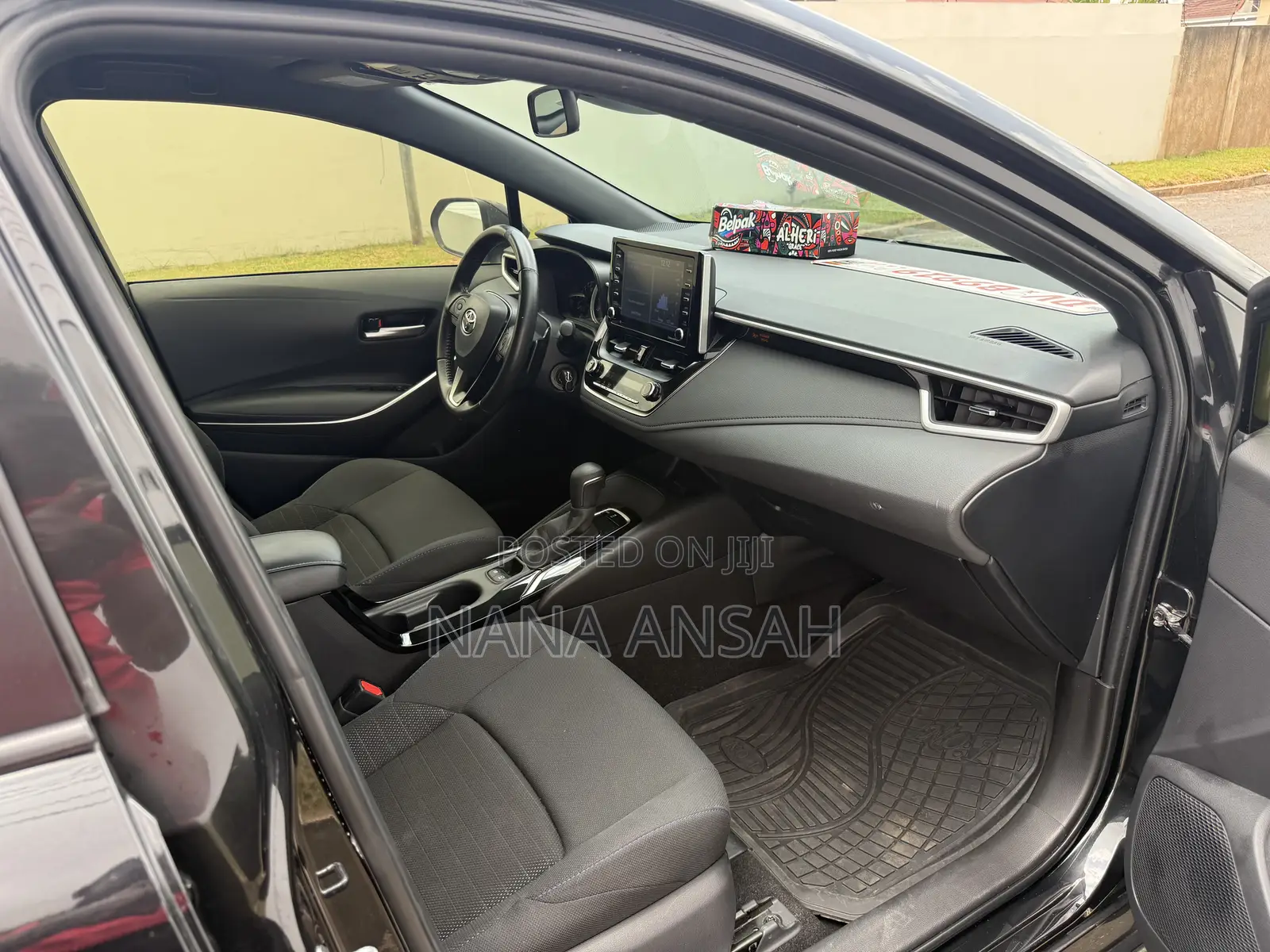 Toyota Corolla SE 2021 Black