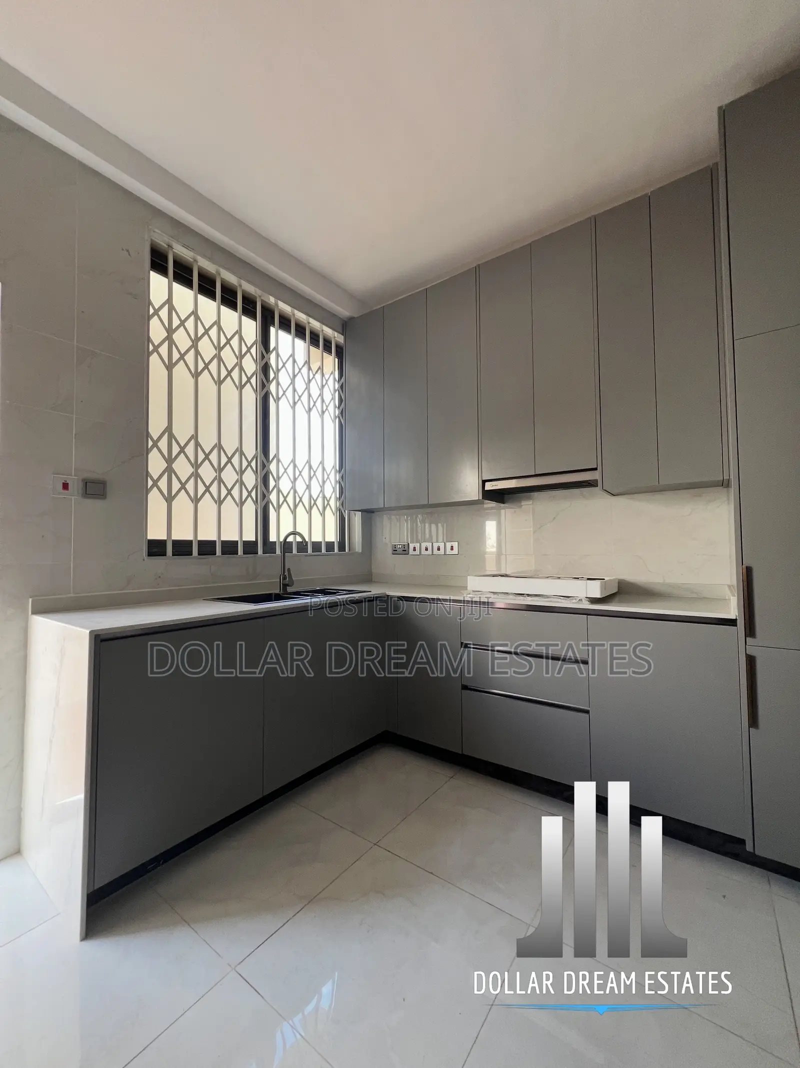 4bdrm House in North Legon for sale