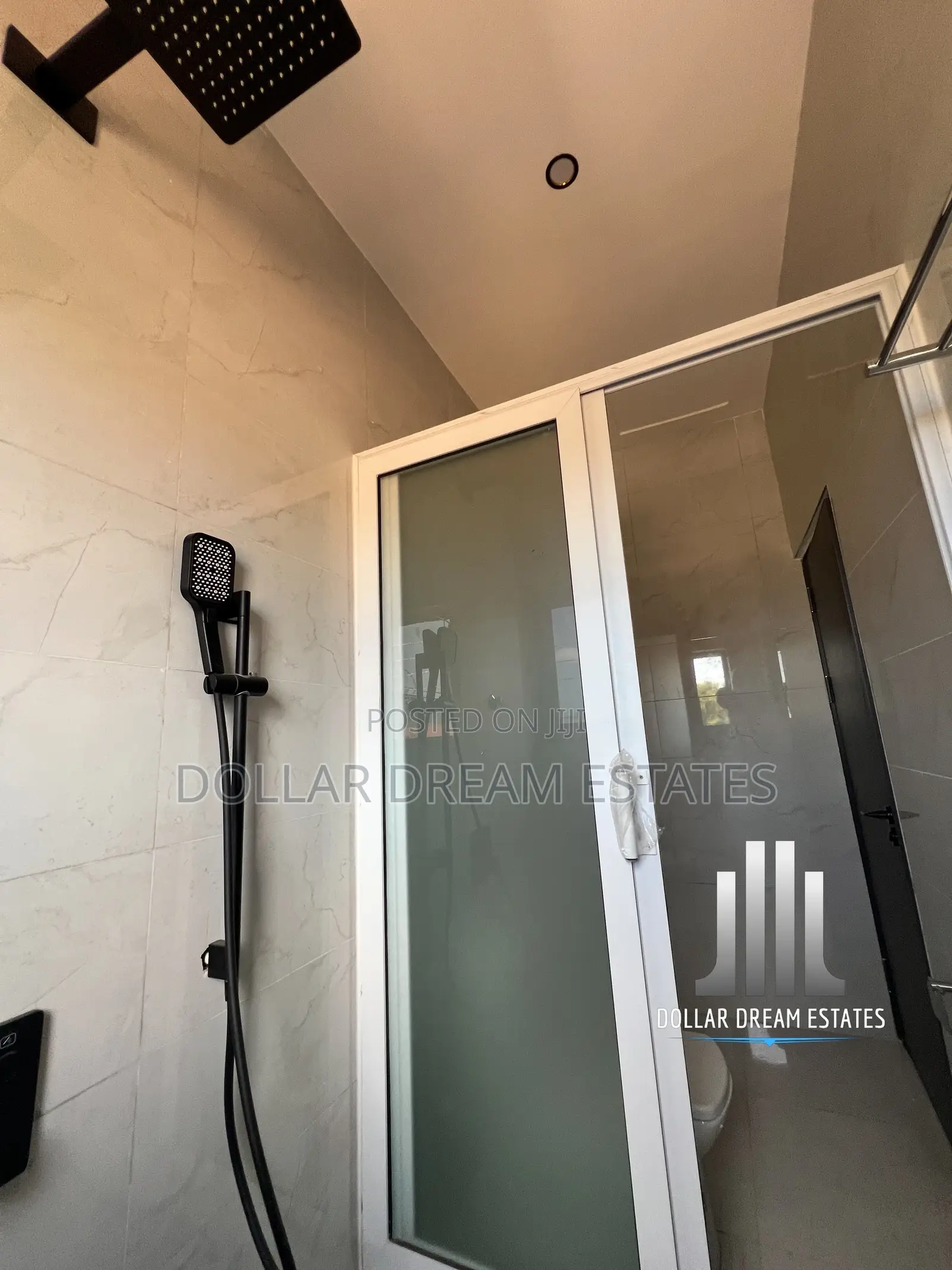 4bdrm House in North Legon for sale