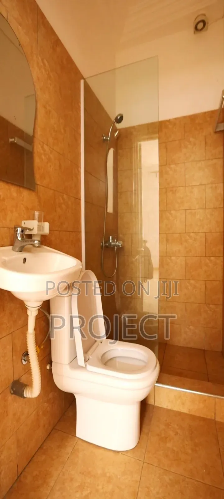 3bdrm House in Gated Estate, Amrahia for sale
