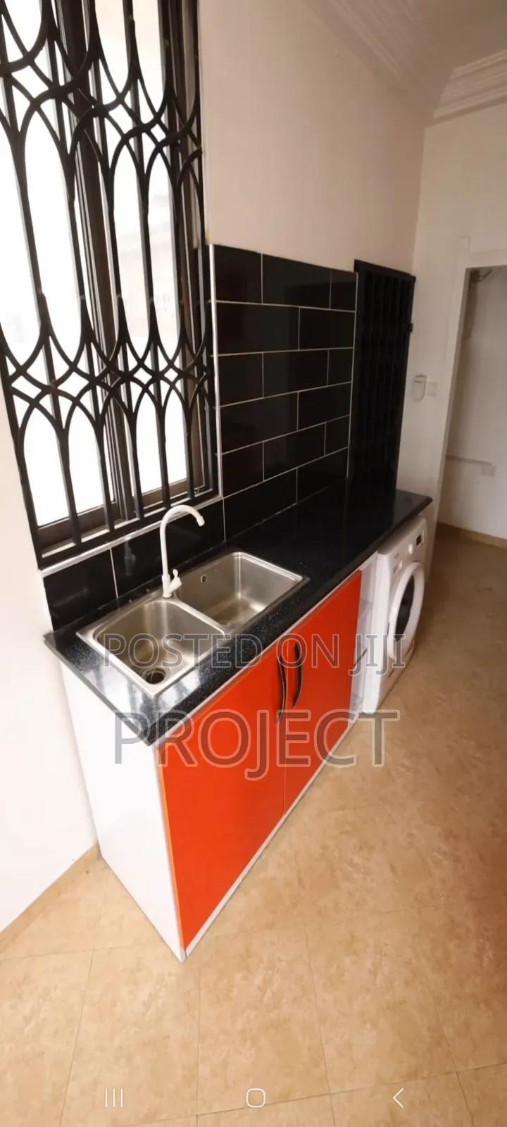 3bdrm House in Gated Estate, Amrahia for sale