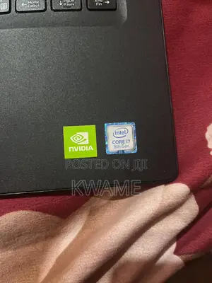Laptop Dell Latitude 7400 8GB Intel Core i7 HDD 250GB