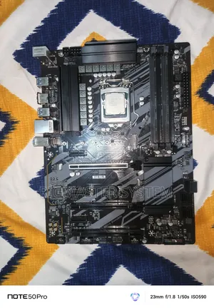 Gigabyte Z390 Ud With Intel 9500 I5 Processor