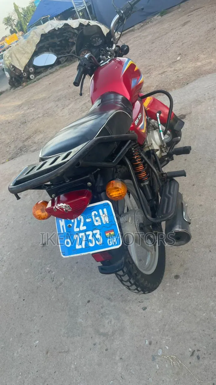 Bajaj Boxer 150 UG 2022 Red