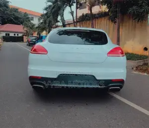 Porsche Panamera 2016 White