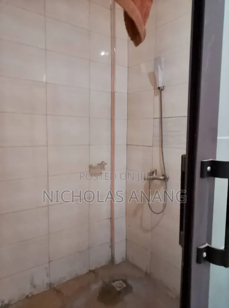 2bdrm Apartment in The Dorns Properties, New Town for rent