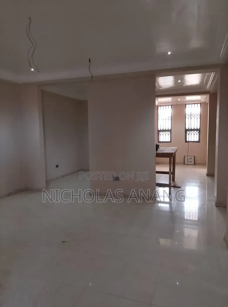2bdrm Apartment in The Dorns Properties, New Town for rent