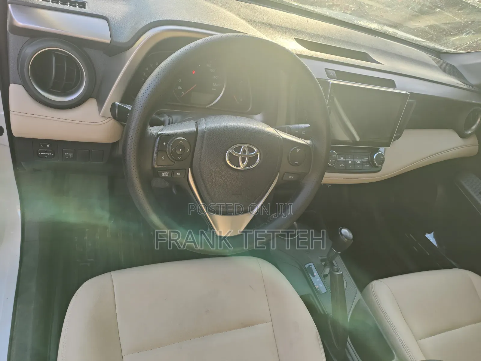 Toyota RAV4 LE AWD (2.5L 4cyl 6A) 2016 White