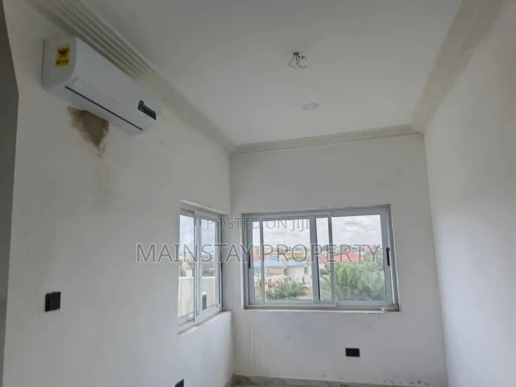 3bdrm Apartment in Mainstay Estates, Airport Residential Area for rent