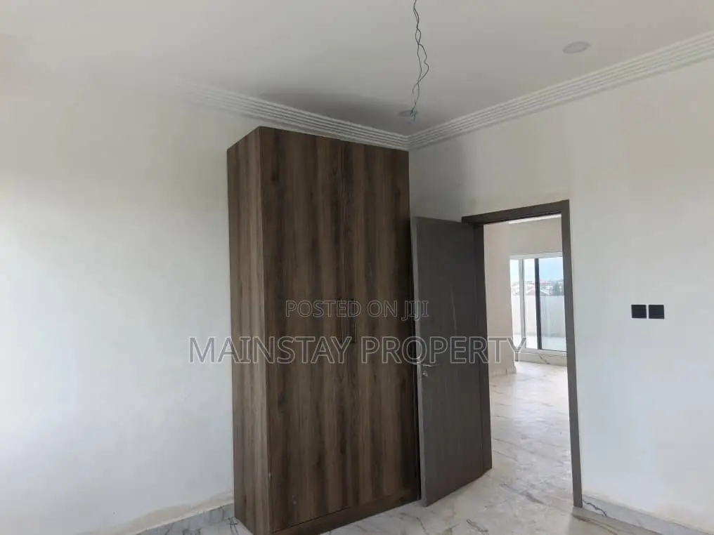 3bdrm Apartment in Mainstay Estates, Airport Residential Area for rent