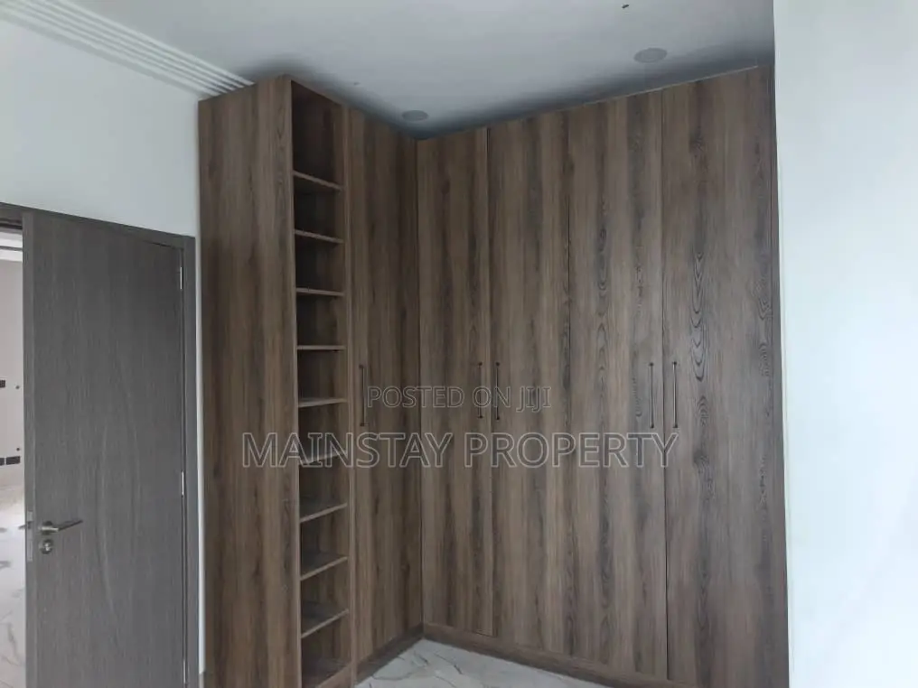 3bdrm Apartment in Mainstay Estates, Airport Residential Area for rent