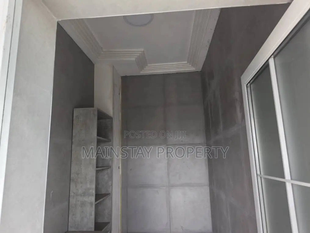 3bdrm Apartment in Mainstay Estates, Airport Residential Area for rent