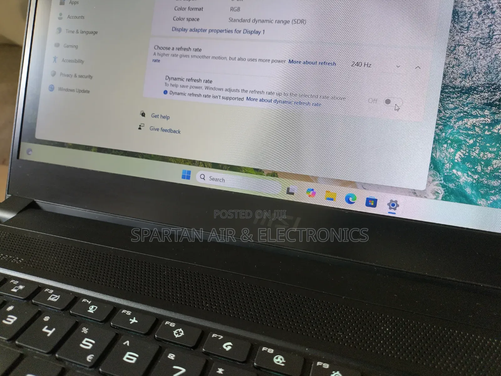 Laptop MSI GS66 Stealth 10UE 32GB Intel Core i7 SSD 512GB
