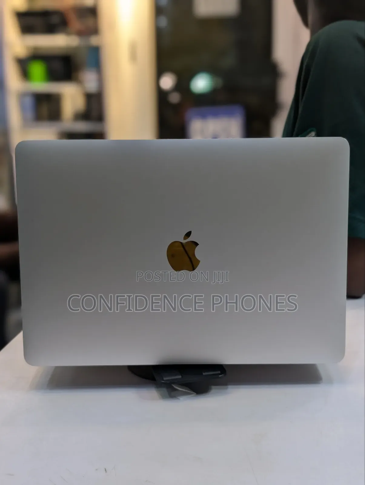 Laptop Apple MacBook Pro 2020 8GB Intel Core i5 SSD 256GB