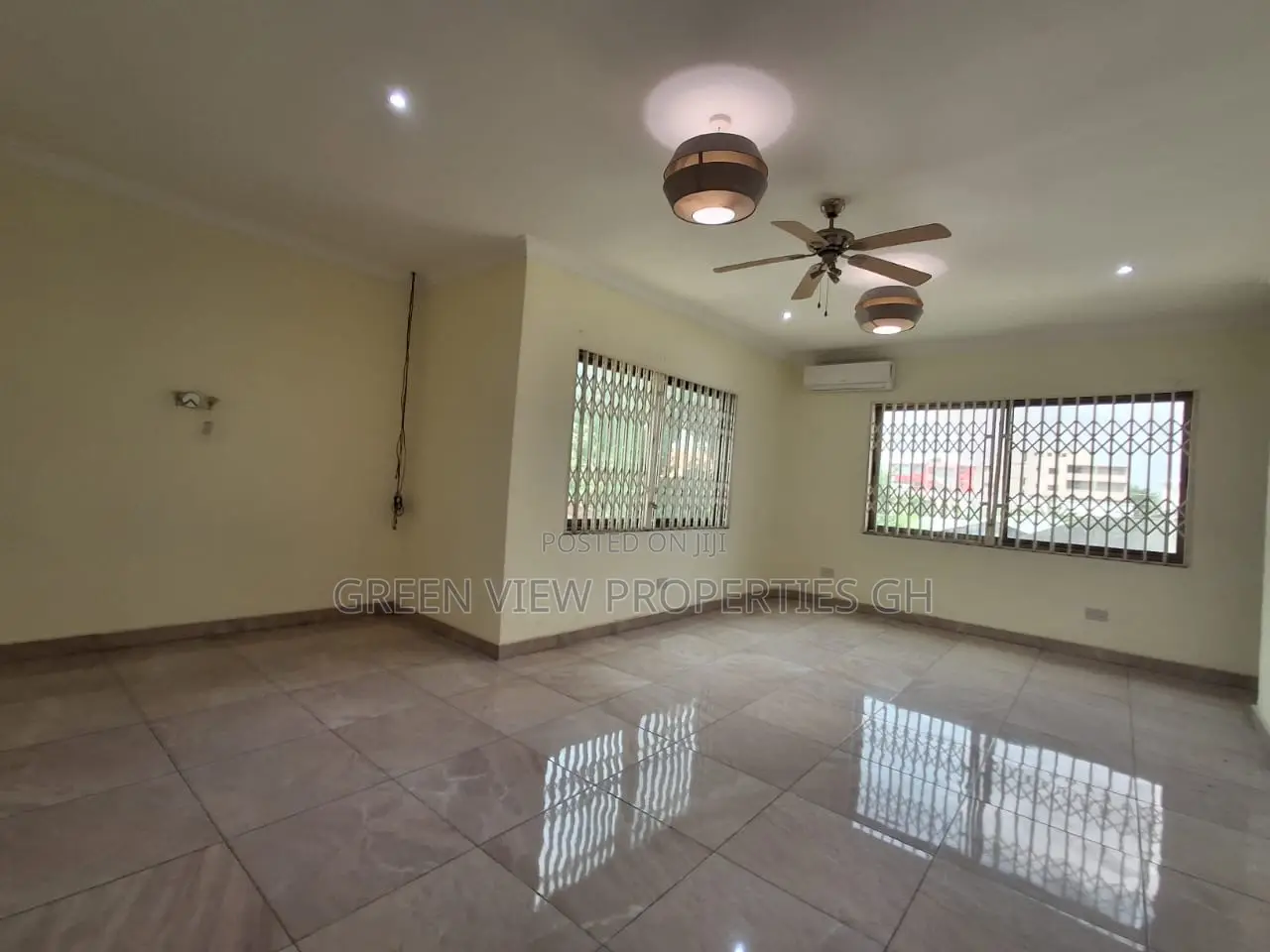 6bdrm Mansion in East Legon for rent