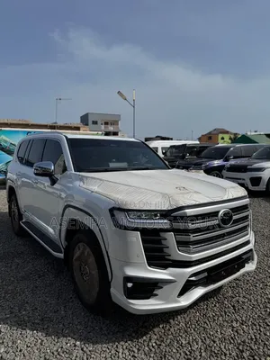 New Toyota Land Cruiser LC250 2025 White