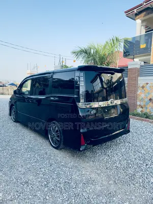 Toyota Voxy SV Premium 2014 Black