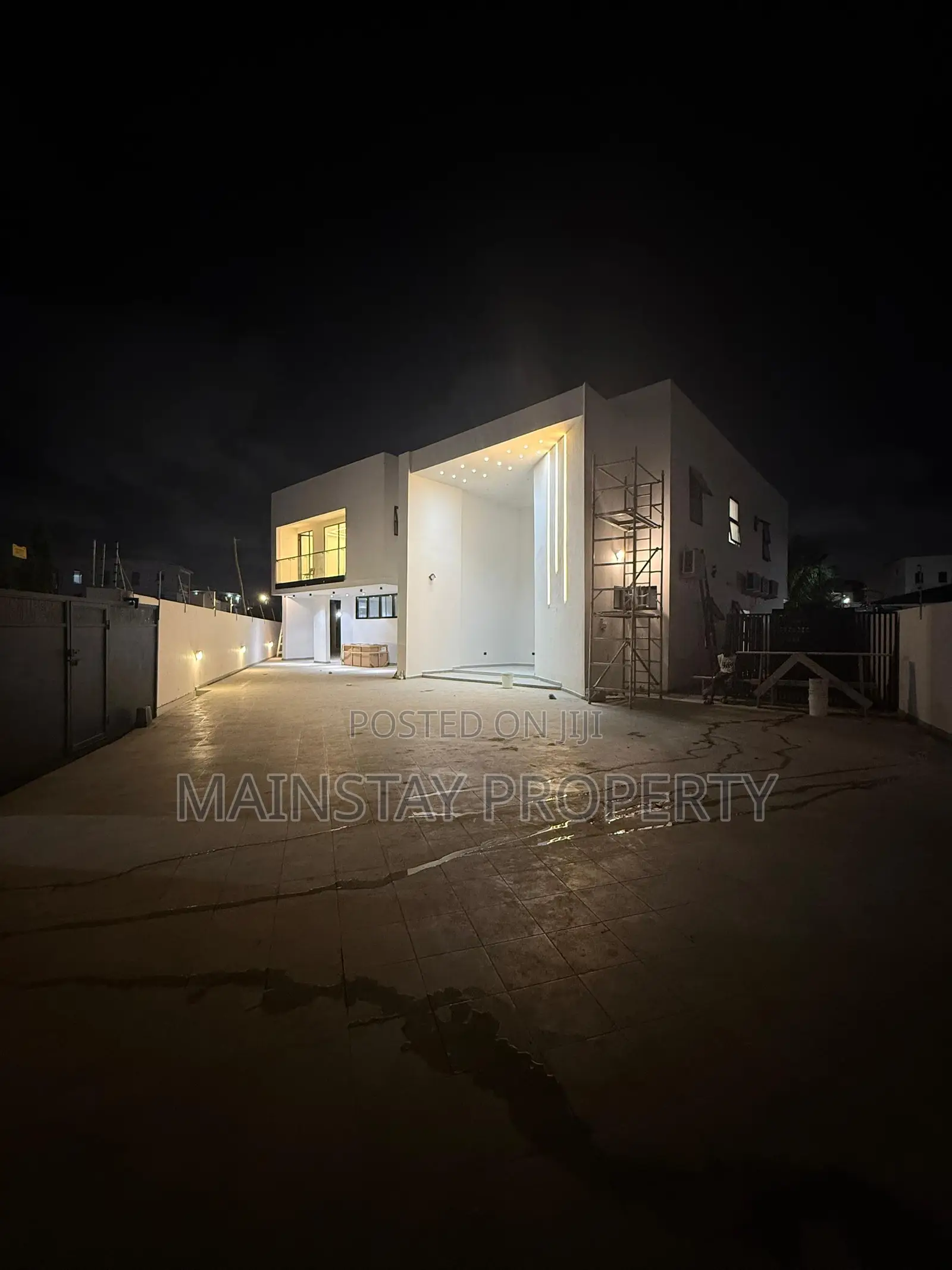 4bdrm Mansion in Mainstay Estates, East Legon for sale