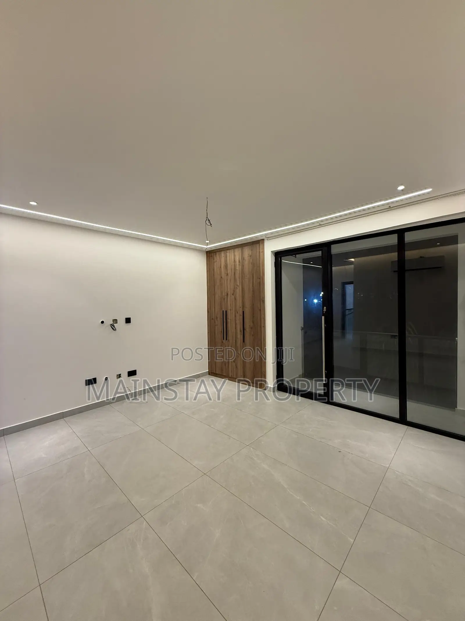 4bdrm Mansion in Mainstay Estates, East Legon for sale