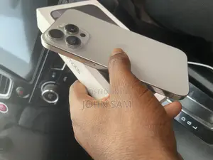 Apple iPhone 15 Pro Max 256 GB White