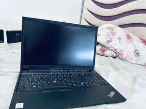 Laptop Lenovo ThinkPad E15 8GB Intel Core i5 SSD 256GB