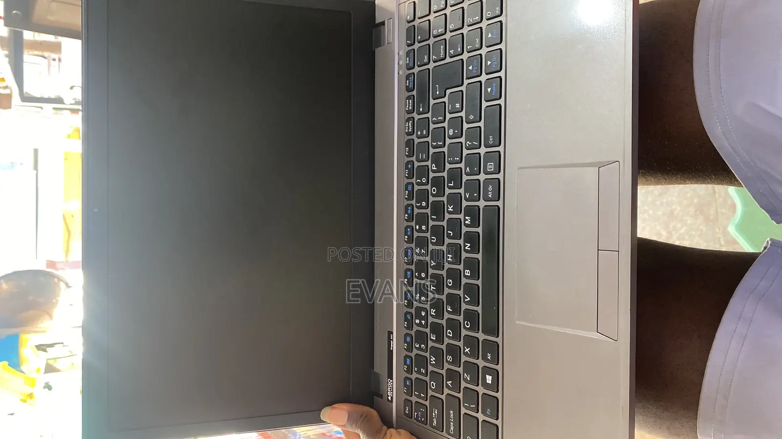Laptop 6GB Intel Core i7 HDD 500GB