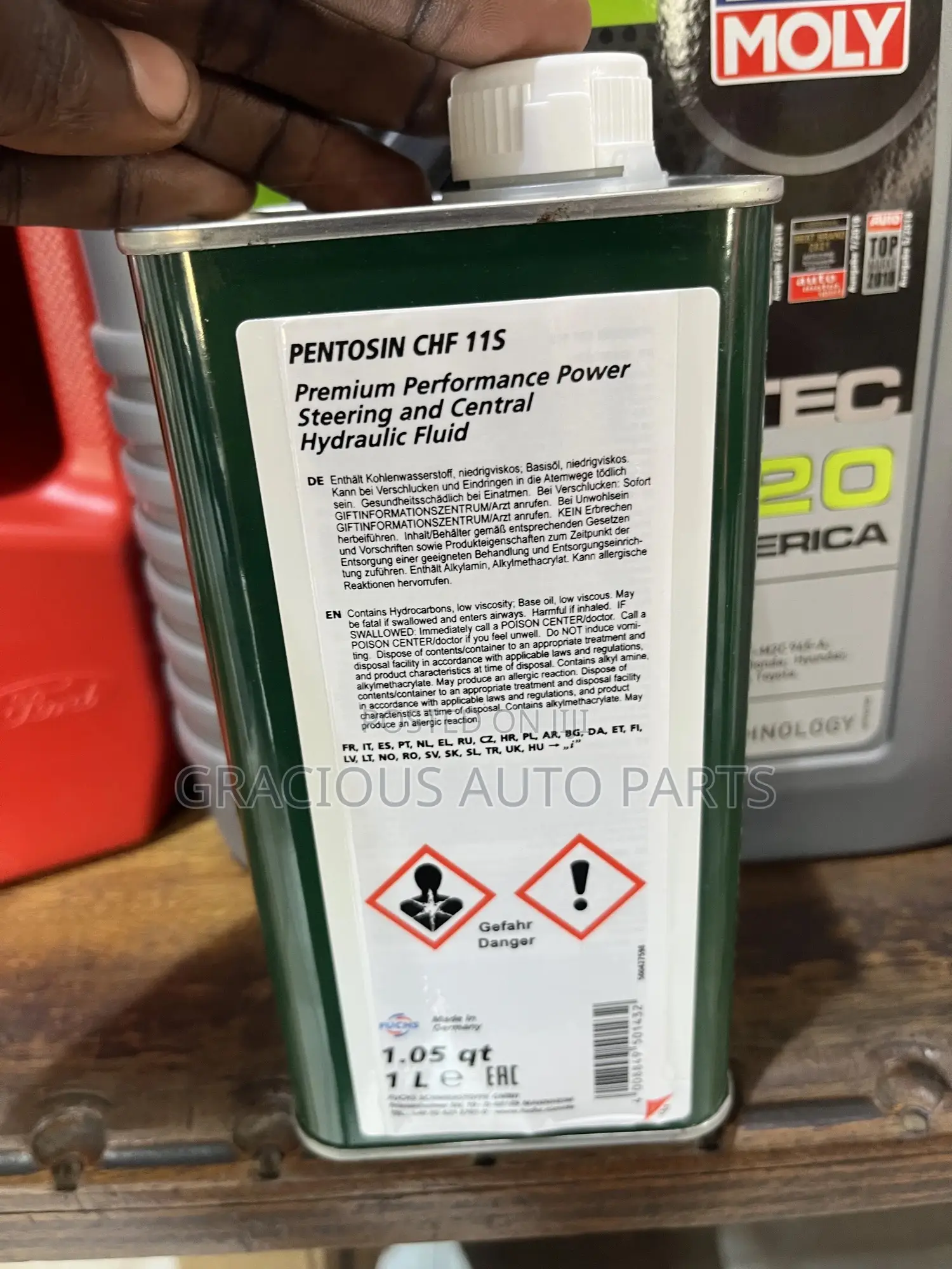 Titan CHF 11s