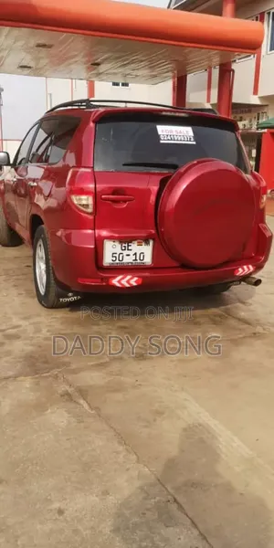 Toyota RAV4 2.0 4x4 2007 Red