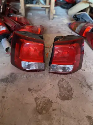 Kia Sorrento 2014 Tail Light Pair
