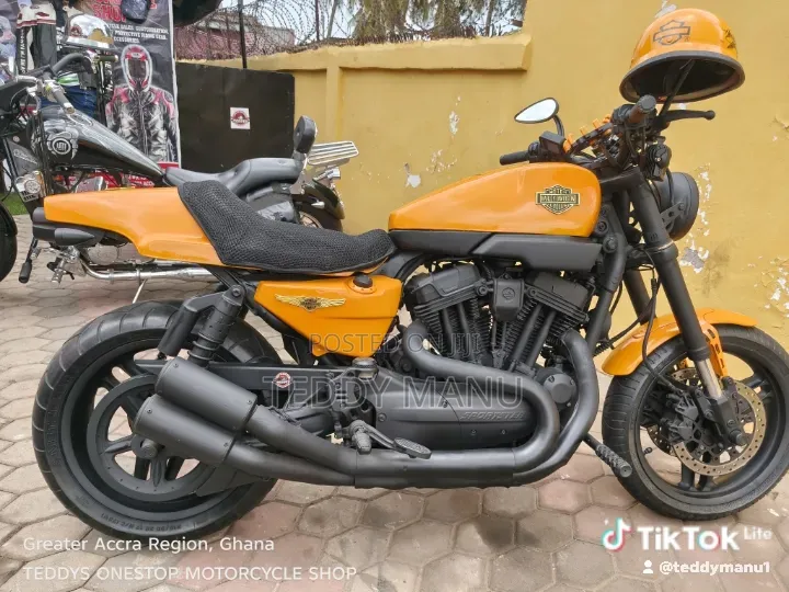 Harley-Davidson 2018 Yellow